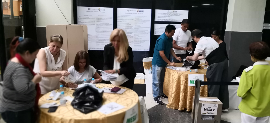 Consulado de Colombia en Caracas concluyó con normalidad la segunda vuelta de las elecciones presidenciales